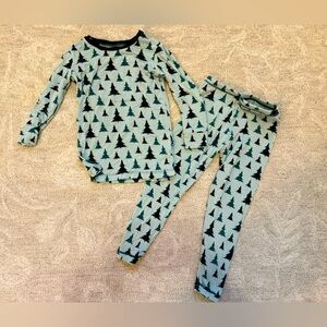 KicKee pants Long Sleeve Christmas Pajama Set in Aloe Trees 3T
